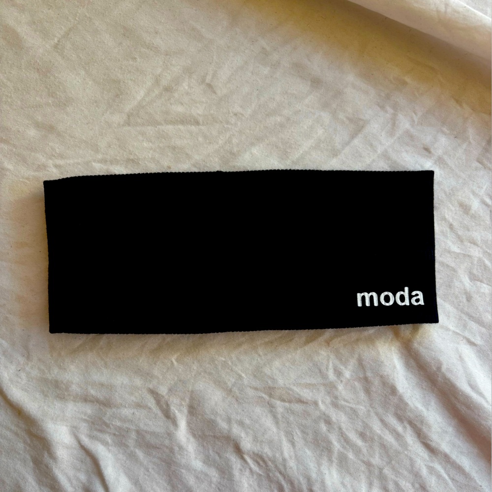 Moda Black Headband